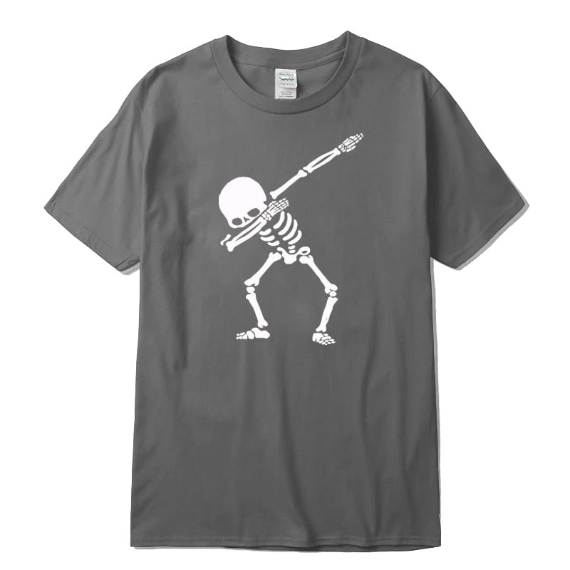 Camiseta con diseño de esqueleto bailando